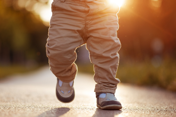 How-to-train-baby-to-walk
