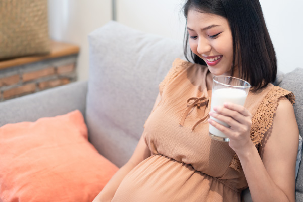 What is the best milk for pregnancy? Here's what every mum-to-be needs to  know, Lifestyle News - AsiaOne