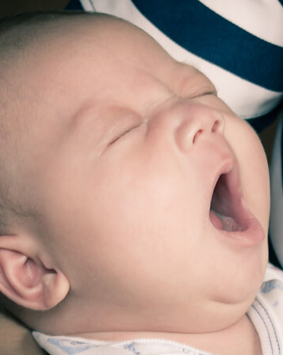 banner-new-born-baby-boy-sleeping-yawning - Copy