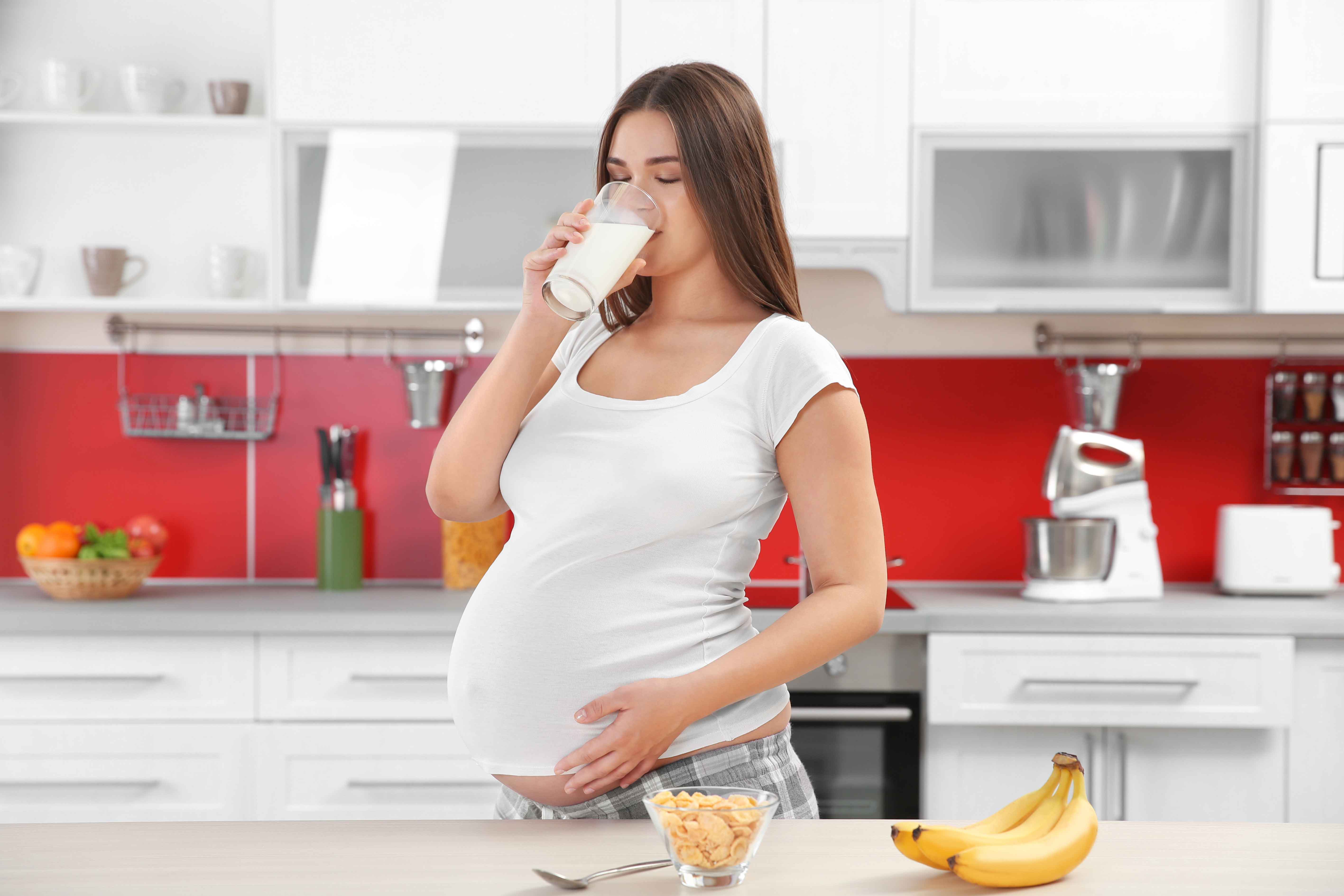 Loại sữa nào tốt cho mẹ bầu khi bị đái tháo đường thai kỳ?