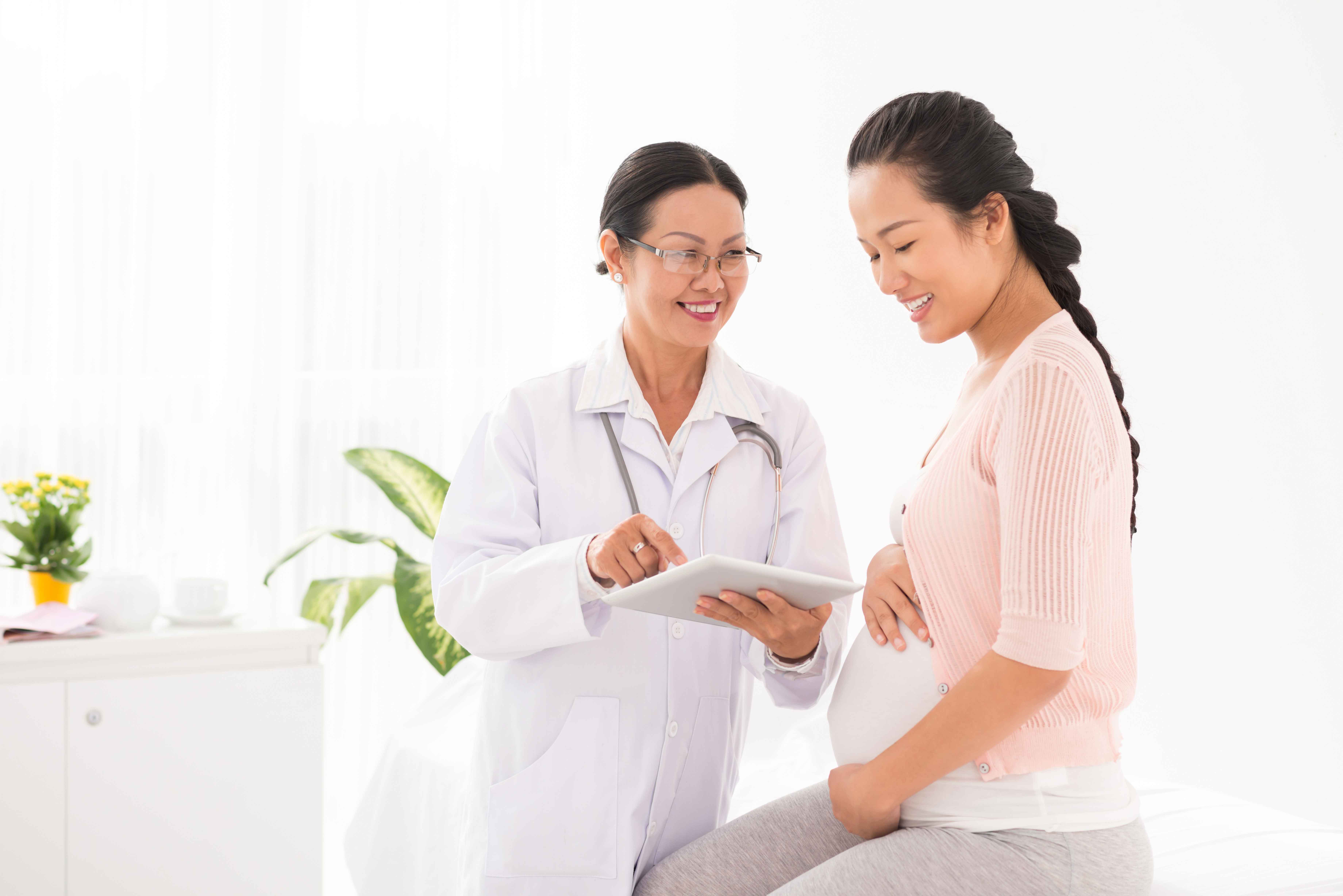 3. Theo dõi thai định kỳ và làm đủ xét nghiệm tầm soát đái tháo đường thai kỳ