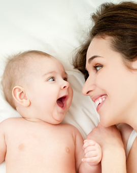 banner-happy-mother-with-baby